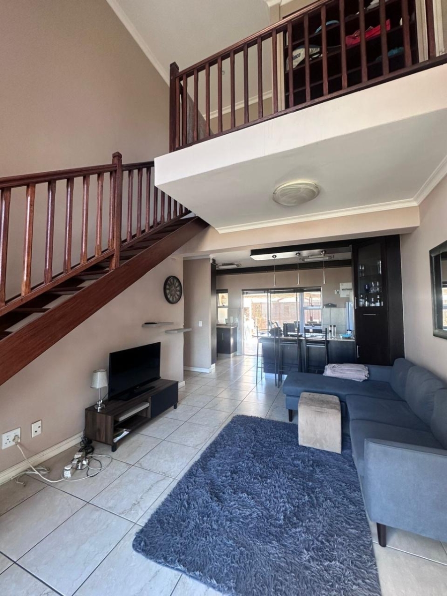 To Let 3 Bedroom Property for Rent in Royal Ascot Western Cape